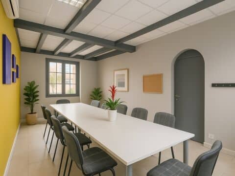 Local commercial / professionnel – 98 m² – CARBON-BLANC (33560)