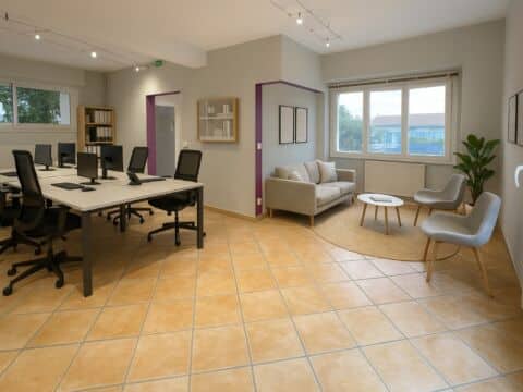 À vendre – Maison transformée en bureaux – 180 m² – Parcelle indépendante 500 m² – 440 000 € net vendeur