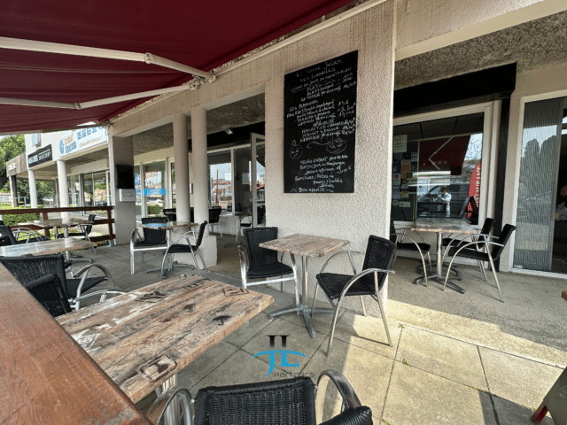 Fonds de commerce bar restaurant licence IV proche Langon