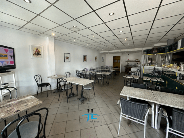 Fonds de commerce bar restaurant licence IV proche Langon