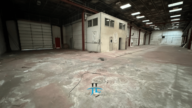 Location local d’activité 1900m2 Mérignac Rocade