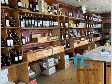 Fonds de commerce de cave à vin – La Teste-de-Buch