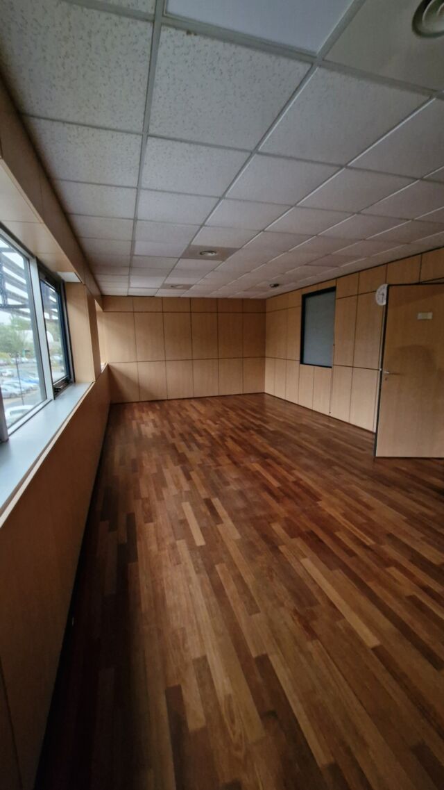 Bureaux 350m² Bordeaux lac R+1