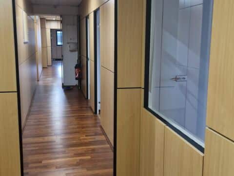 Bureaux 350m² Bordeaux lac R+1