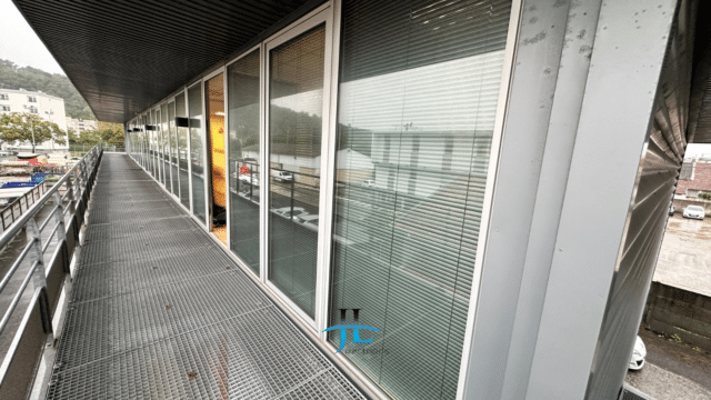 Location Entrepôt/Bureaux 180m2 Floirac