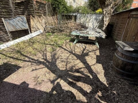 Location d’un local de 190m2 idéal pour restauration à Cauderan
