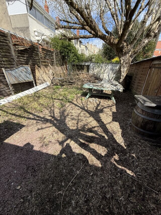 Location d’un local de 190m2 idéal pour restauration à Cauderan