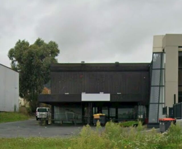 À VENDRE / À LOUER – ENSEMBLE COMMERCIAL – LA VILLE-DU-BOIS (91)
