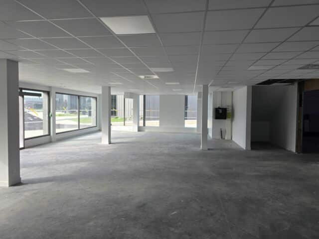 A vendre Local commercial + stockage Marmande zone commerciale Leclerc