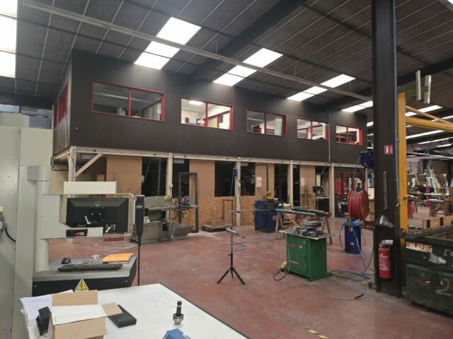 Copie de Local d’activité 800m² Mérignac