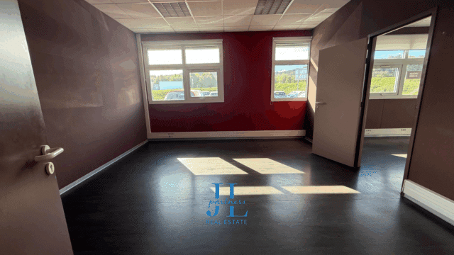 Entrepôt/Bureaux 255m2 RDC à louer ZAC Estillac