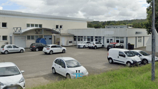 Bureaux/Entrepôt à louer 214m2 ZAC Estillac