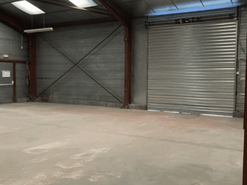 Entrepôt/Bureaux 662m2 à louer Gradignan Proche Rocade