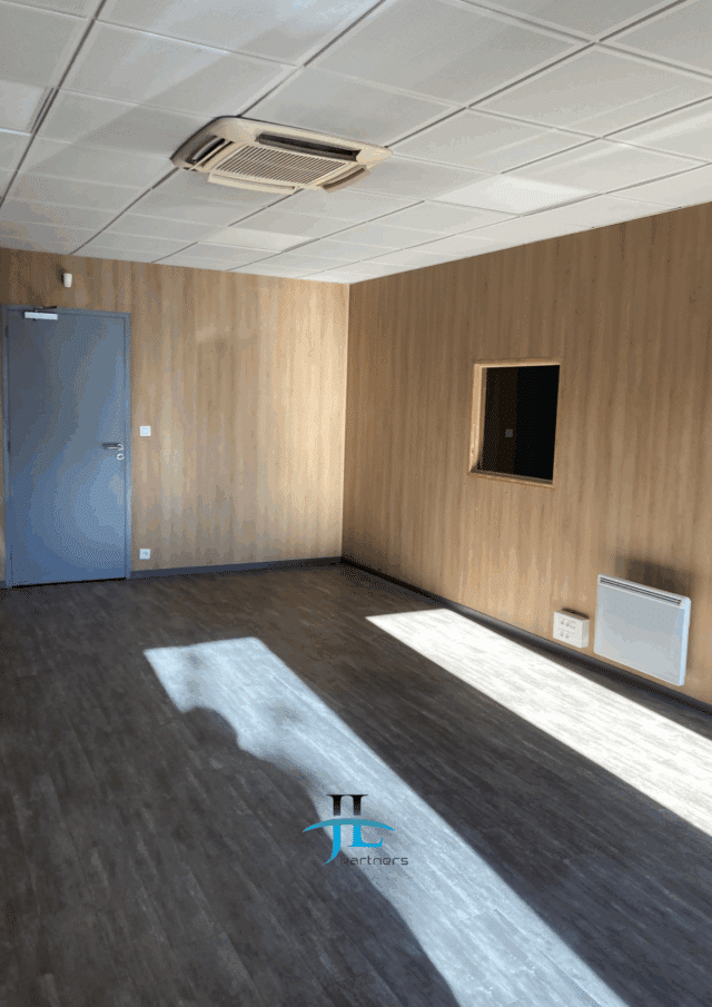 Entrepôt/Bureaux 662m2 à louer Gradignan Proche Rocade