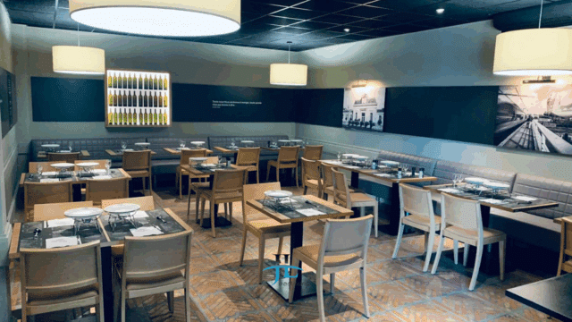 Local commercial 500m2 Zone Commerciale Le Haillan