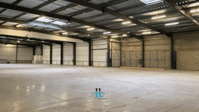 Entrepôt 2000m2 à louer Emplacement n°1 Le Haillan