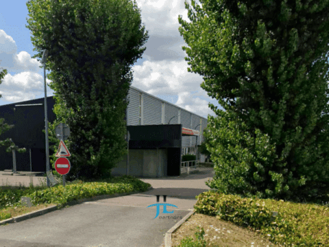Local commercial 746m2 Pessac Bersol Zone Commerciale