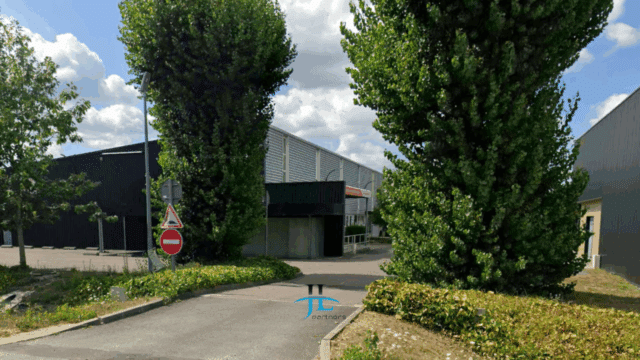 Local commercial 746m2 Pessac Bersol Zone Commerciale