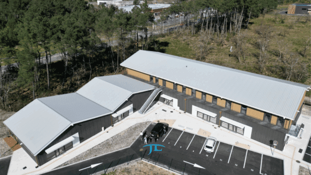 Locaux commerciaux 170 à 302m2 à louer Audenge