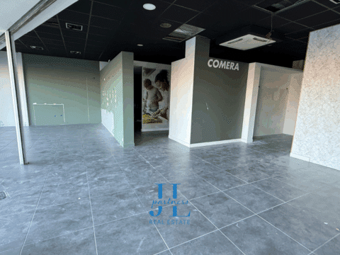 Local commercial 400m2 à louer Zone Commerciale Mérignac Soleil