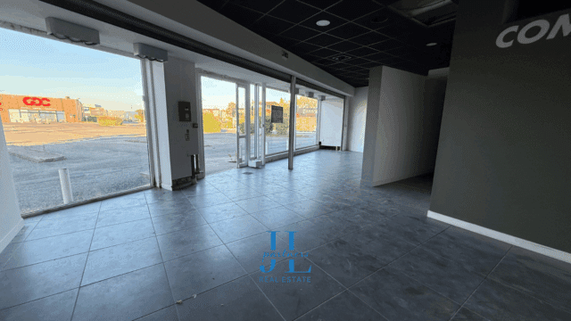 Local commercial 400m2 à louer Zone Commerciale Mérignac Soleil