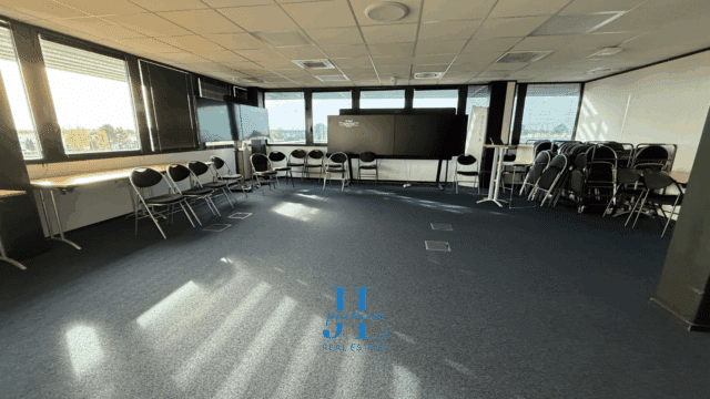 À LOUER – Bureaux 80 m² ERP W – Gradignan Zone Commerciale et Tertiaire