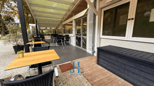 Fonds de commerce Restaurant Licence III 460m2 proche canal du midi
