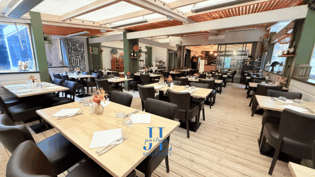 Fonds de commerce Restaurant Licence III 460m2 proche canal du midi