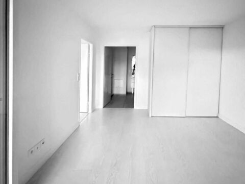 Appartement T2 avec grand balcon au calme – Villenave d&rsquo;Ornon 