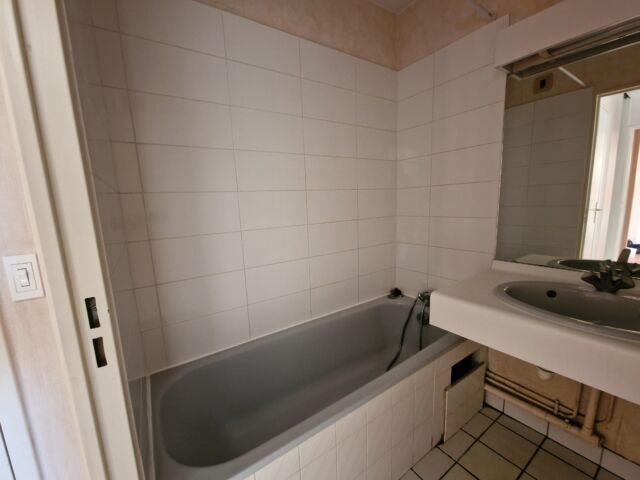 Appartement T2 lumineux avec ascenseur et parking – Primrose