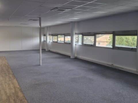 Bureaux 210 accès rocade avec terrasse Canejan