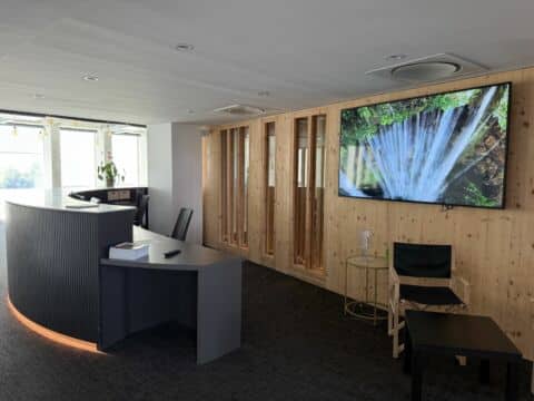 A LOUER – Epaces de bureaux au sein d’un plateau de plus de 700 m² – Emplacement premium le long des quais de Bacalan à Bordeaux