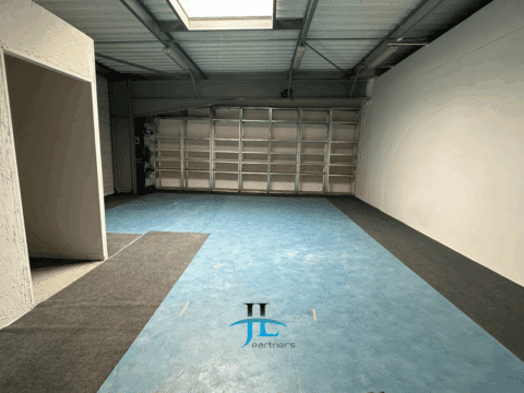 Local commercial 390m2 à louer Langon Emplacement N°1