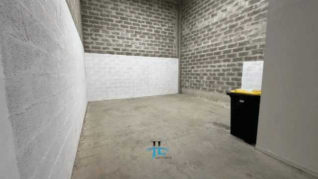 Location Entrepôt 100m2 La Réole Zone Industrielle