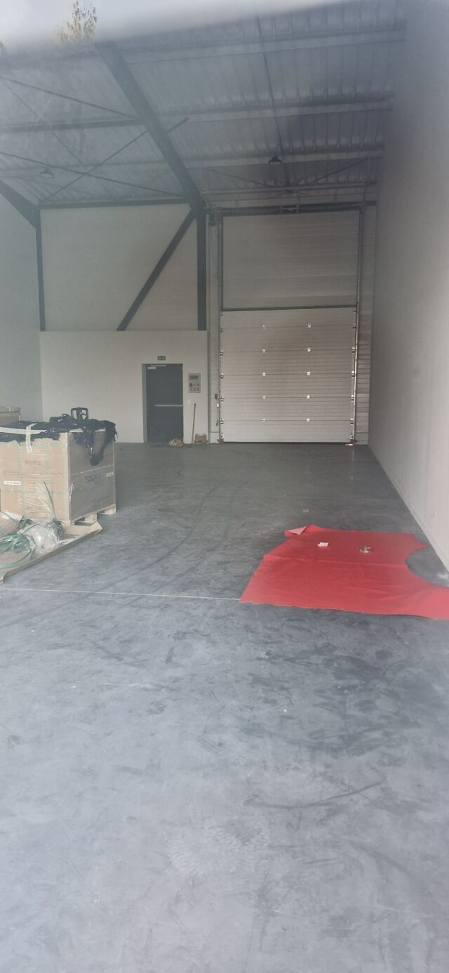 Bureaux – Local Artisan à vendre – Investissement Locatif