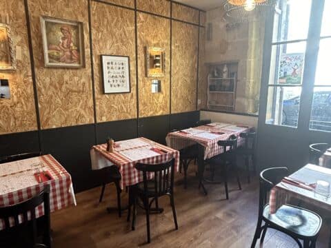 Restaurant à la location, rue Lecoq, à 2 pas de la Patinoire