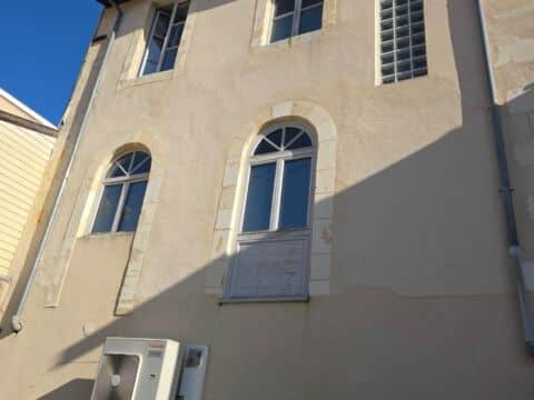 Investissement premium à Arcachon – Immeuble mixte avec commerces