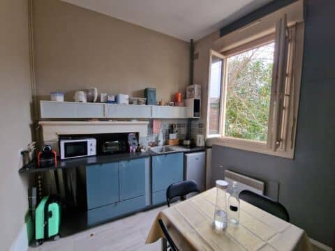 Fondaudège : T2 traversant au calme