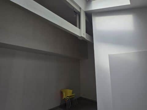 LOCAL COMMERCIAL / BUREAUX – 80 m² – SECTEUR HIPPODROME – EYSINES