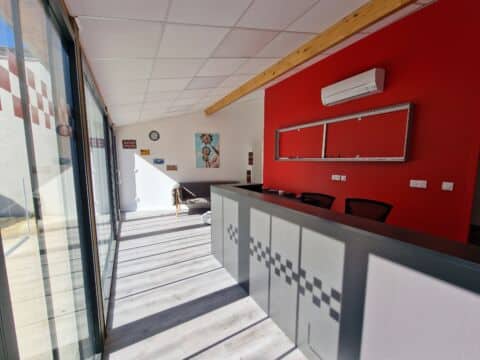 Gare Saint-Jean / Sacré-Cœur : Local commercial – Murs à vendre
