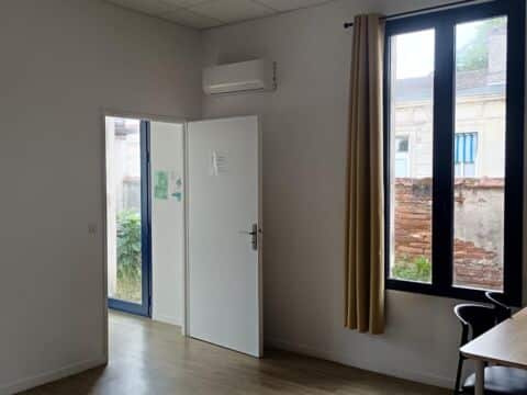 À LOUER – LOCAL PROFESSIONNEL DE 54 m² – BLANQUEFORT