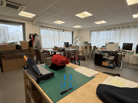 À LOUER – Local / Bureaux 70 m² – Zone d’activité de Mazères – Proximité Langon
