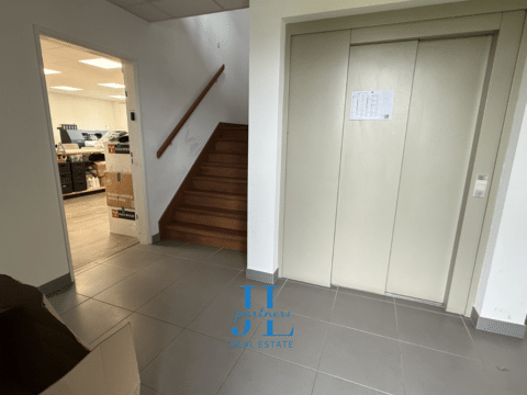 À LOUER – Local / Bureaux 65 m² – Zone d’activité de Mazères – Proximité Langon