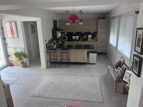 Maison familiale avec piscine à proximité du Bois du Bouscat