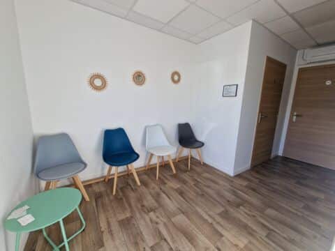 Sallebœuf – Local professionnel de 45 m² à vendre – État neuf